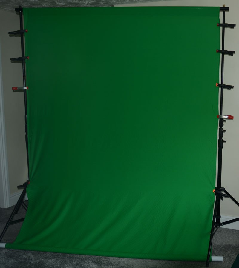 Calumet Heavy Duty Background Support with Green Screen